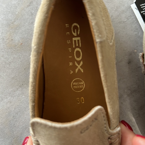 NWT GEOX SUEDE LOAFER boys size 30 euro / 12/12.5 US size - Picture 3 of 5
